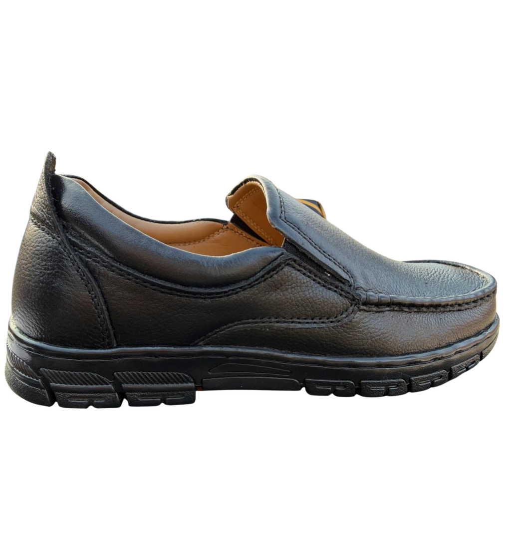 Shoeva Classic Leather Loafer